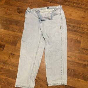 magenta skateboards og baggy light wash denim size xl no tags but brand new